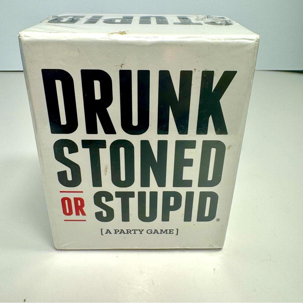 NWT. Drunk Stoned or Stupid -A Party Game. Card game with 250 prompt cards